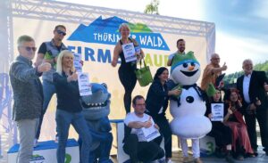 Siegerehrung Thüringer Wald Firmenlauf 2021 in Oberhof